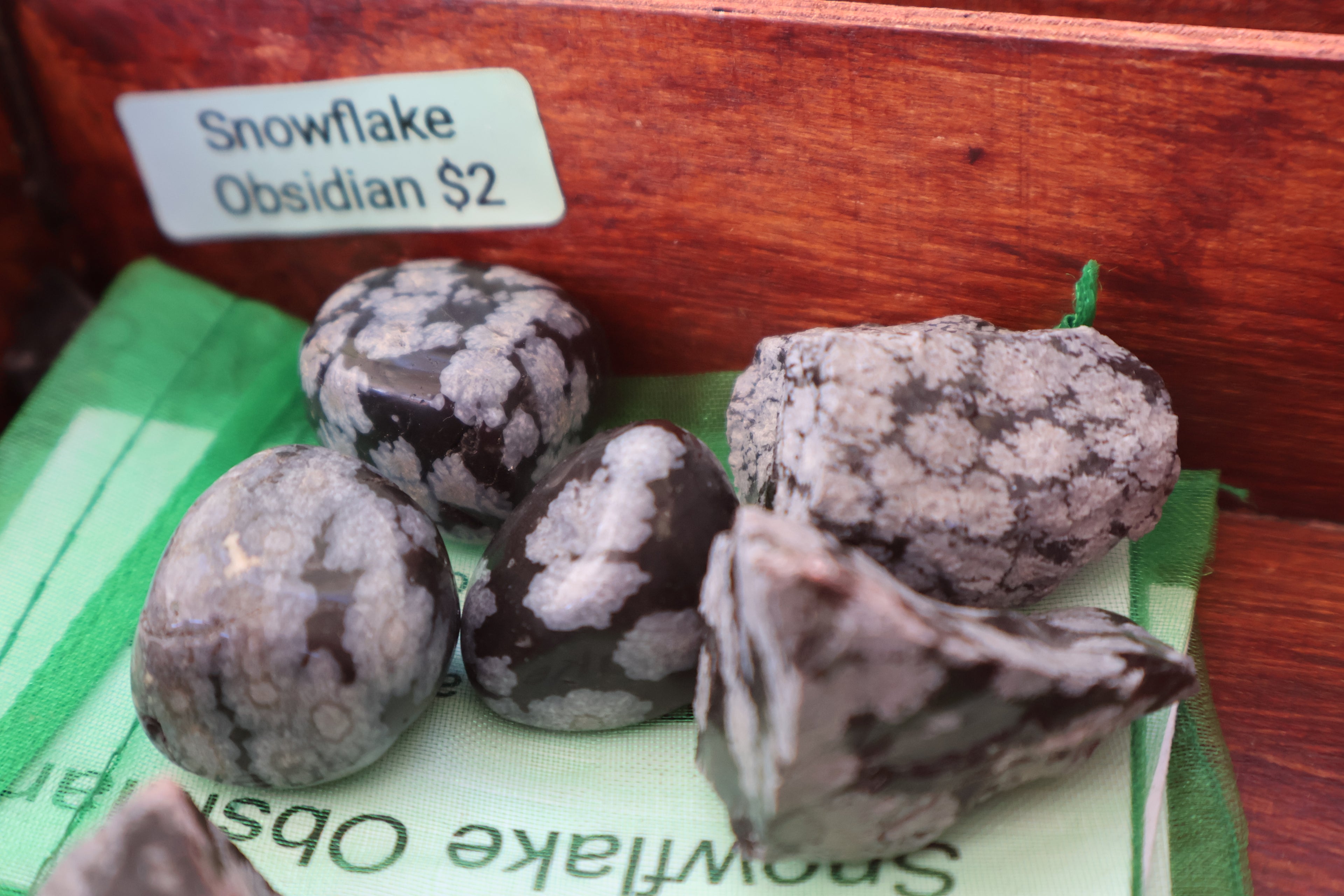 Snowflake obsidian