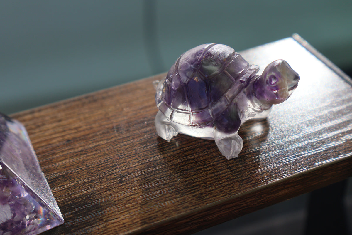 Resin crystal turtle