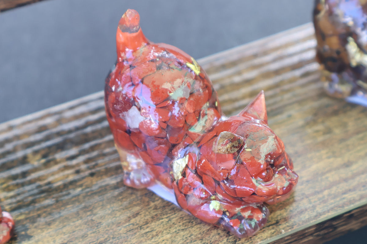 Resin crystal cat